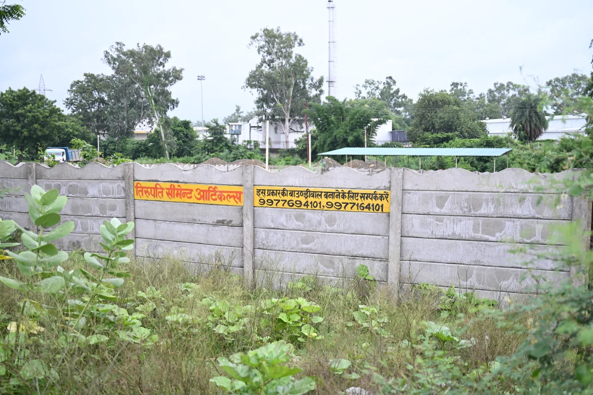 High-Security Industrial Boundary Wall